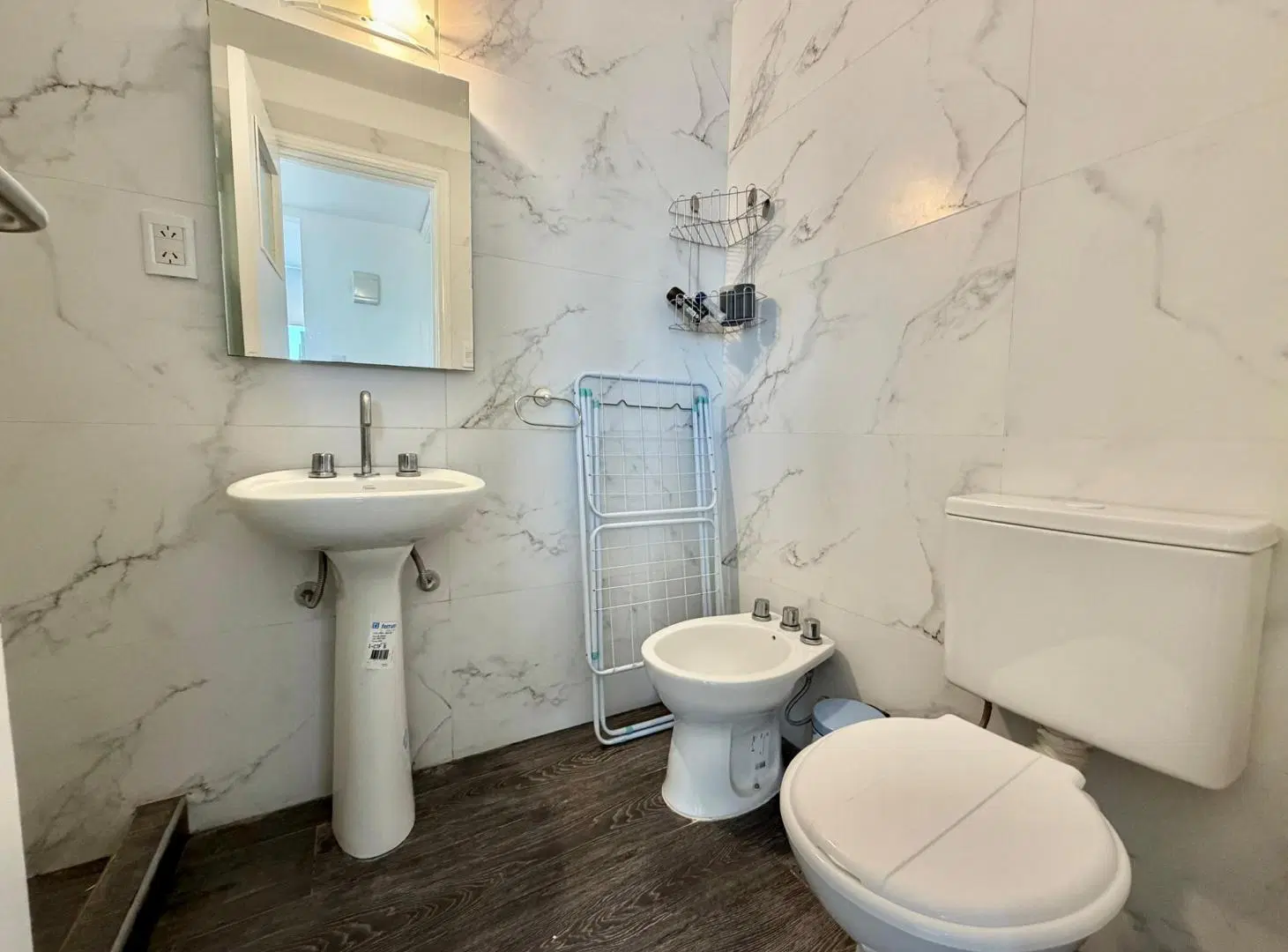 VENTA DEPARTAMENTO 2 AMBIENTES AL FRENTE CON BALCÓN TERRAZA | VISTA PANORÁMICA A PLAZA COLÓN 4
