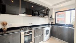 Foto de Venta semipiso 3 ambientes al frente Edificio THAMES VII, imagen 2