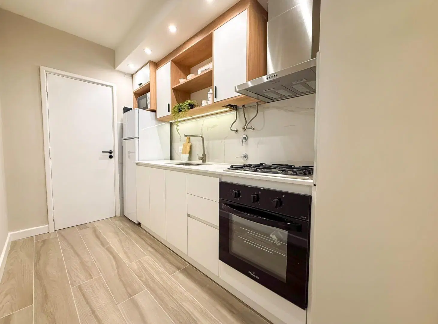 VENTA DEPARTAMENTO 2 AMBIENTES CON DEPENDENCIA AL CONTRAFRENTE 4