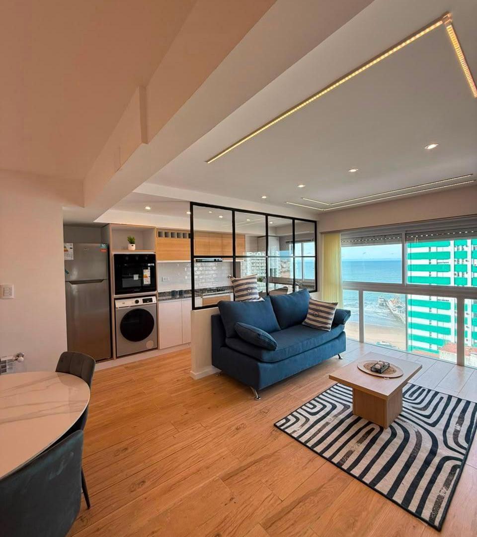 VENTA DEPARTAMENTO DE 3 AMBIENTES CON COCHERA  A LA CALLE CON BALCÓN Y VISTA AL MAR