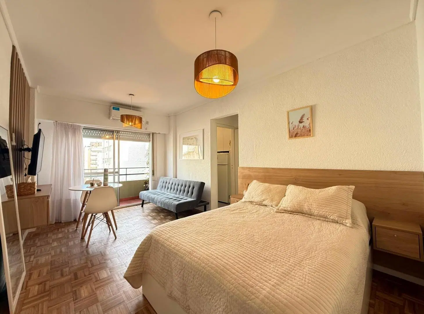 VENTA DEPARTAMENTO MONOAMBIENTE AL FRENTE CON BALCÓN SALIENTE 8