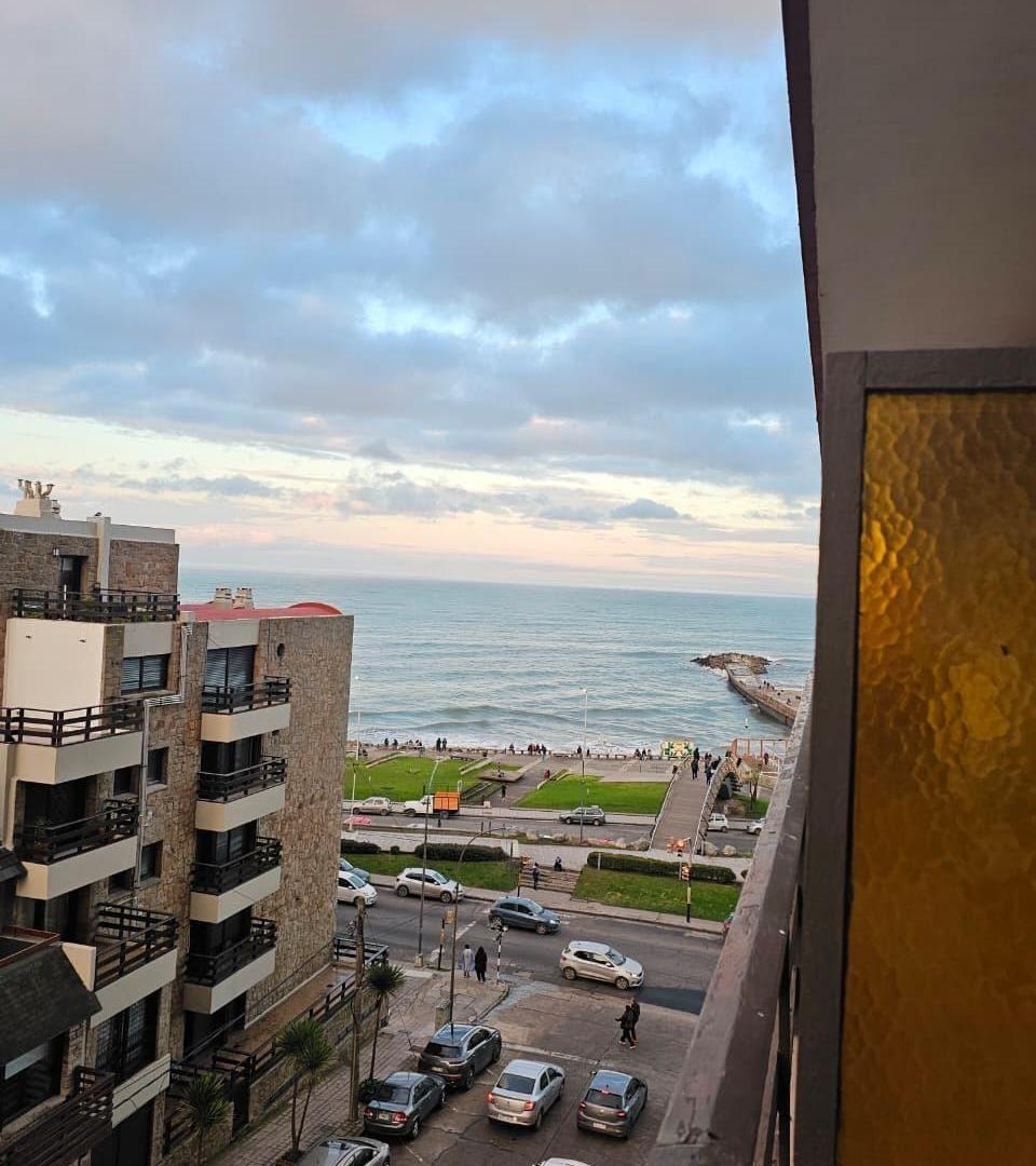VENTA DEPARTAMENTO 2 AMBIENTES AL FRENTE CON BALCÓN | VISTA AL MAR