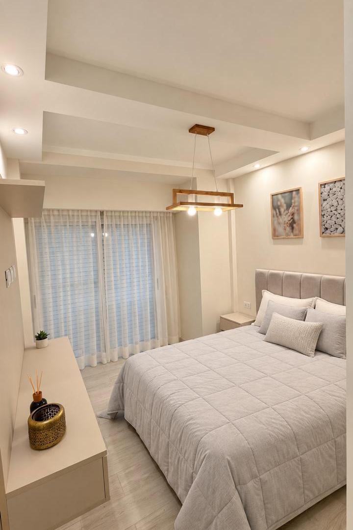 Foto de VENTA DEPARTAMENTO 2 AMBIENTES AL FRENTE CON BALCÓN FRANCÉS | ZONA, imagen 2