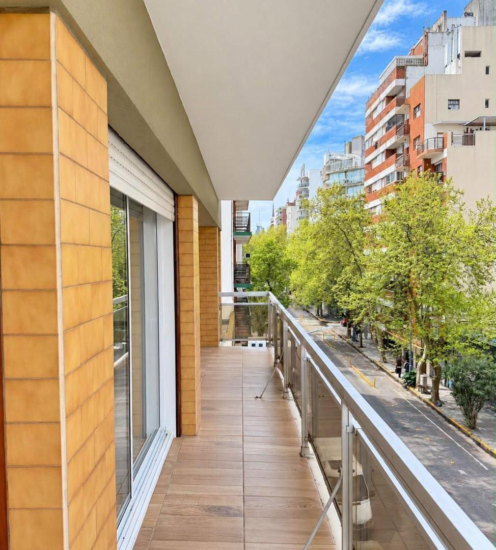 Foto de VENTA APTO CRÉDITO: DEPARTAMENTO 4 AMBIENTES AL FRENTE CON DEPENDENCIA, imagen 4