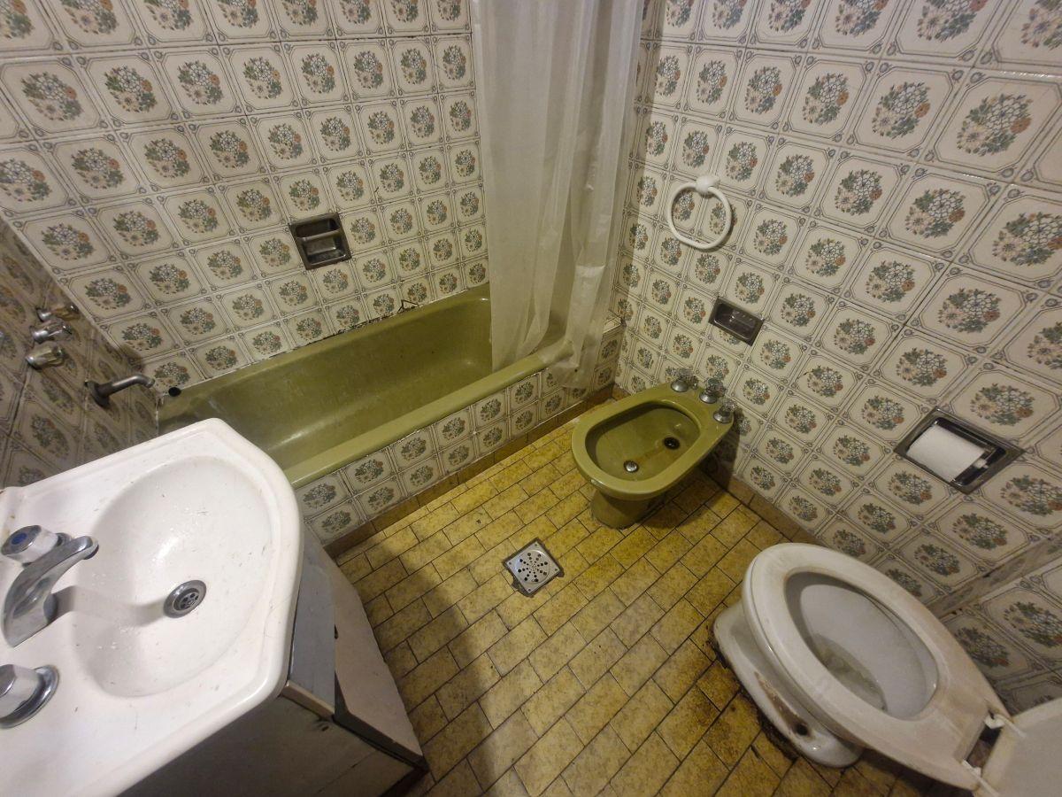 Foto de 3 AMB CON DEPENDENCIA PARA REFACCIONAR, imagen 4