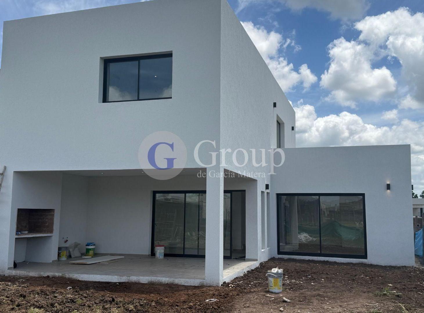 Casa en venta en Santa Lucia, Pilar del Este, Pilar