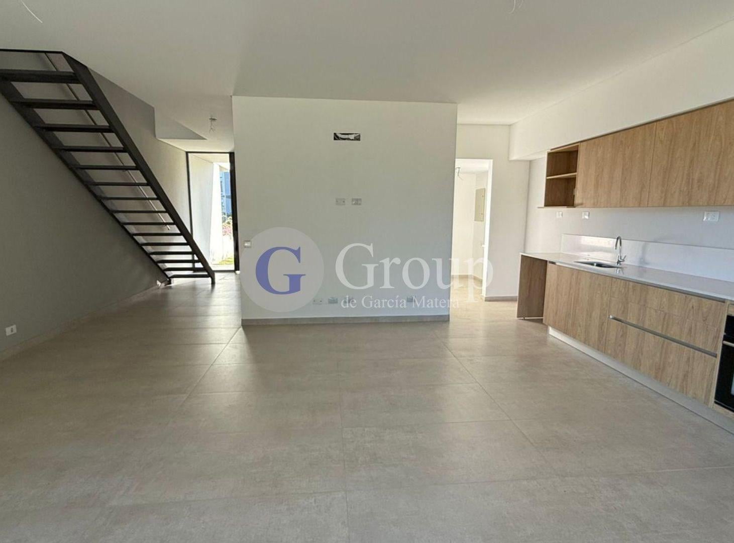 Casa de 5 ambientes en venta en Luciernagas Pilar