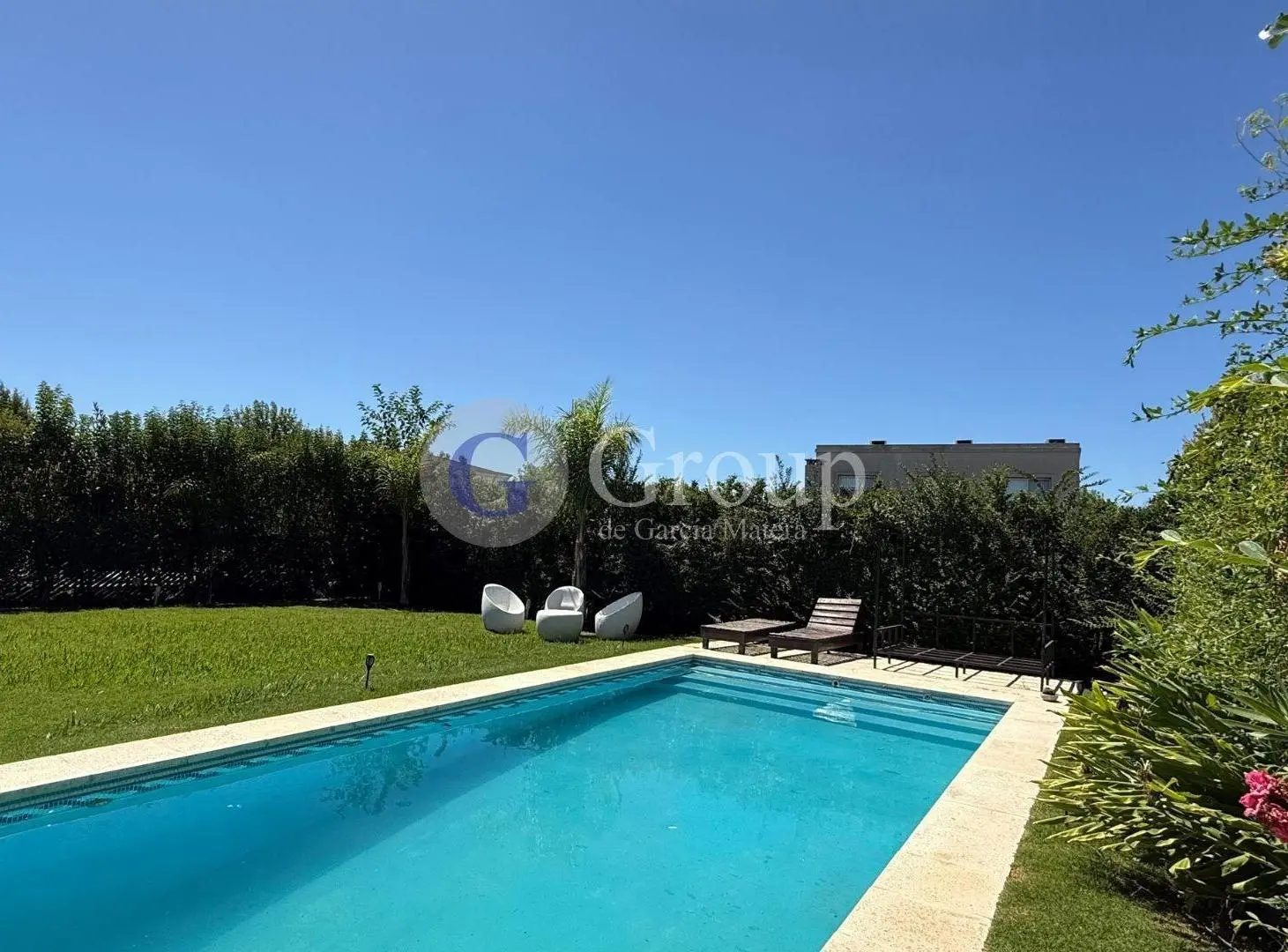 Casa Chalet en Venta en San Eduardo, Pilar del Este, Pilar 1