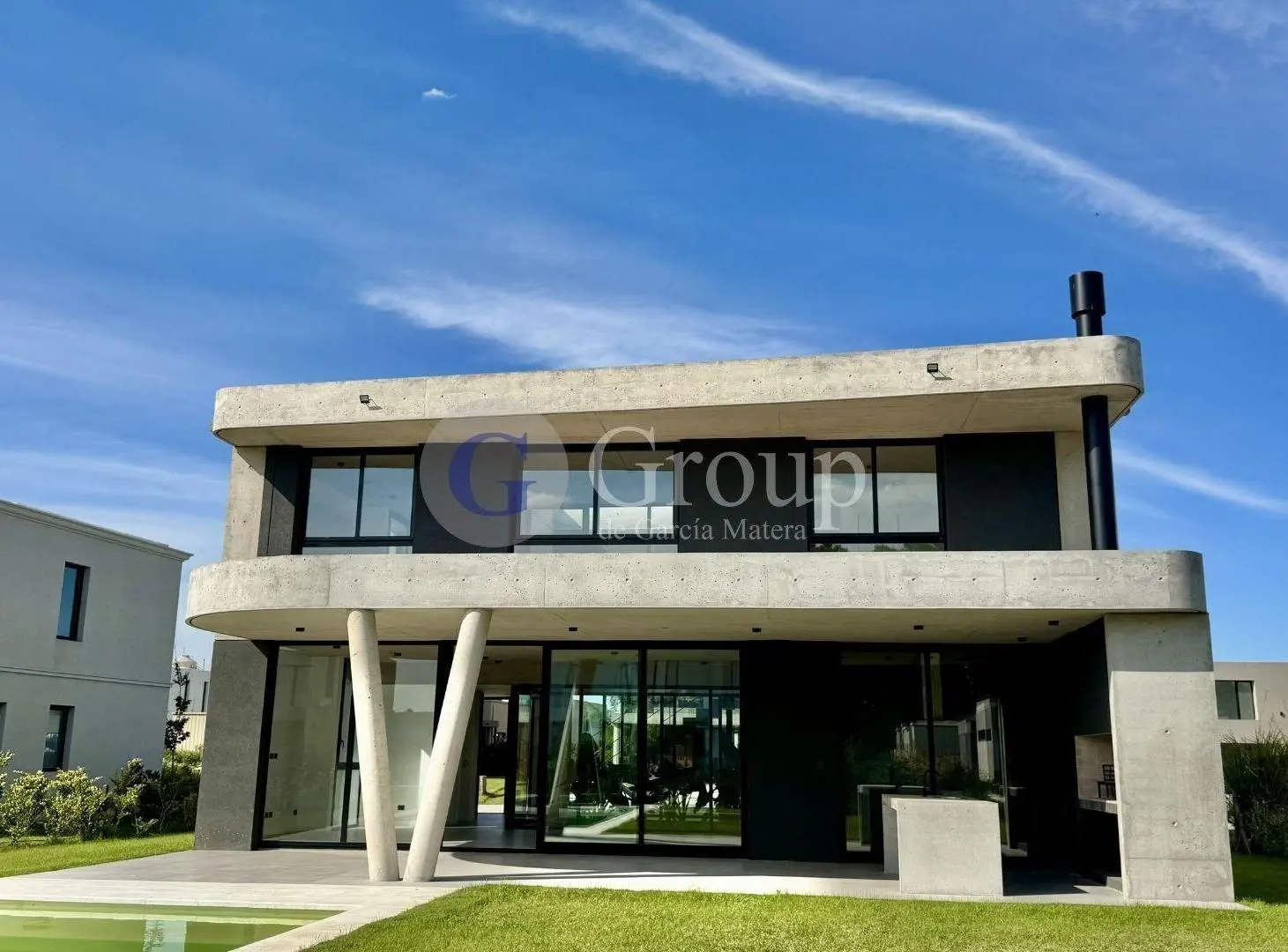 Casa a estrenar en venta en La Calesa, Pilara con pileta y jardín interno 2