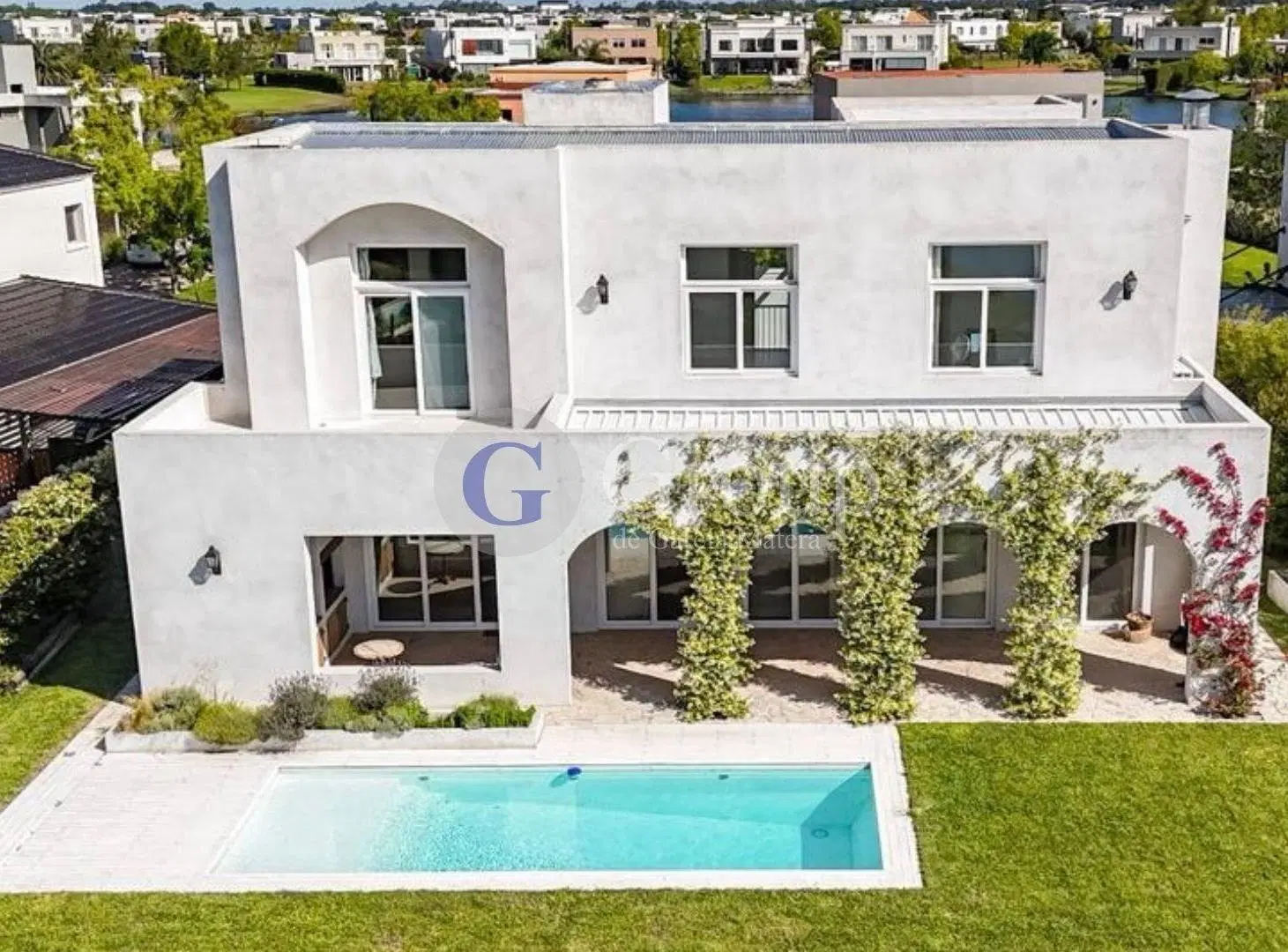 Casa Chalet  en Venta en El Cantón Golf, El Cantón, Escobar 2