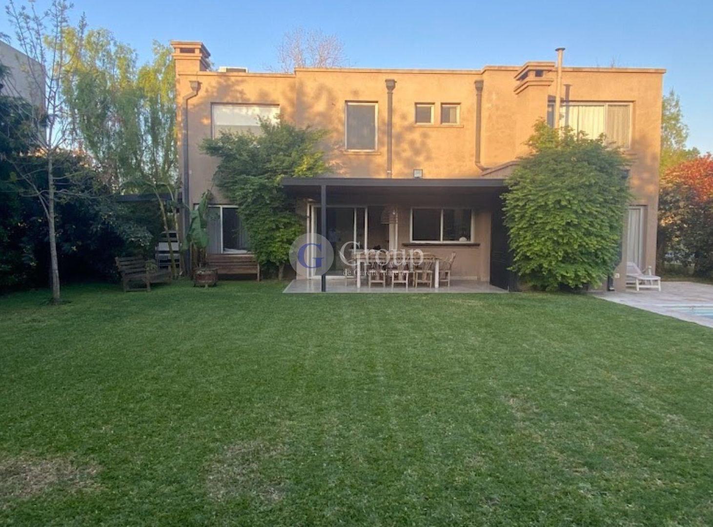 Casa en venta en Los Tacos, Pilar con pileta