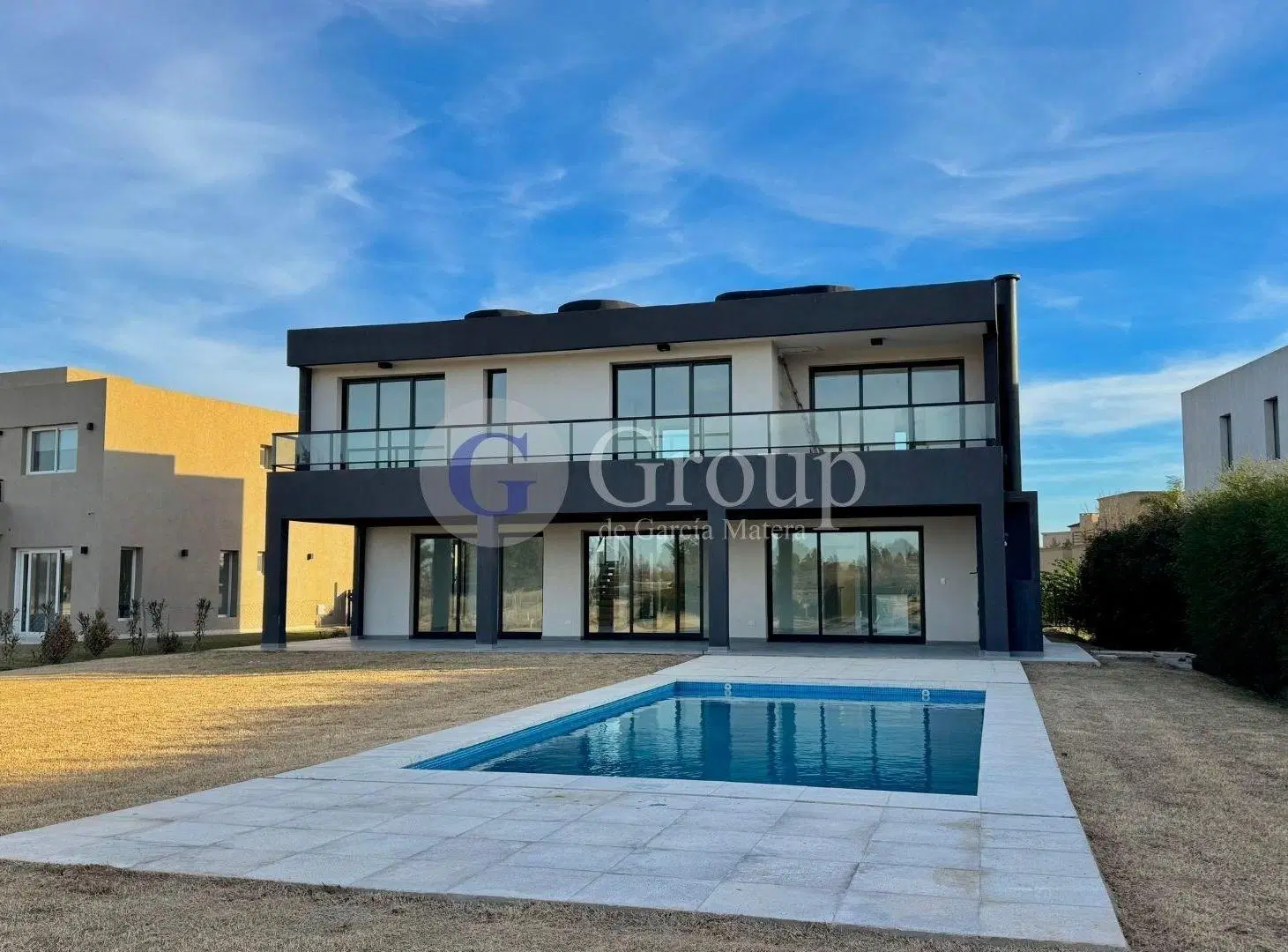 Casa a Estrenar con Vista Al Golf en Venta en El Trébol, Haras Santa Maria, Escobar 2