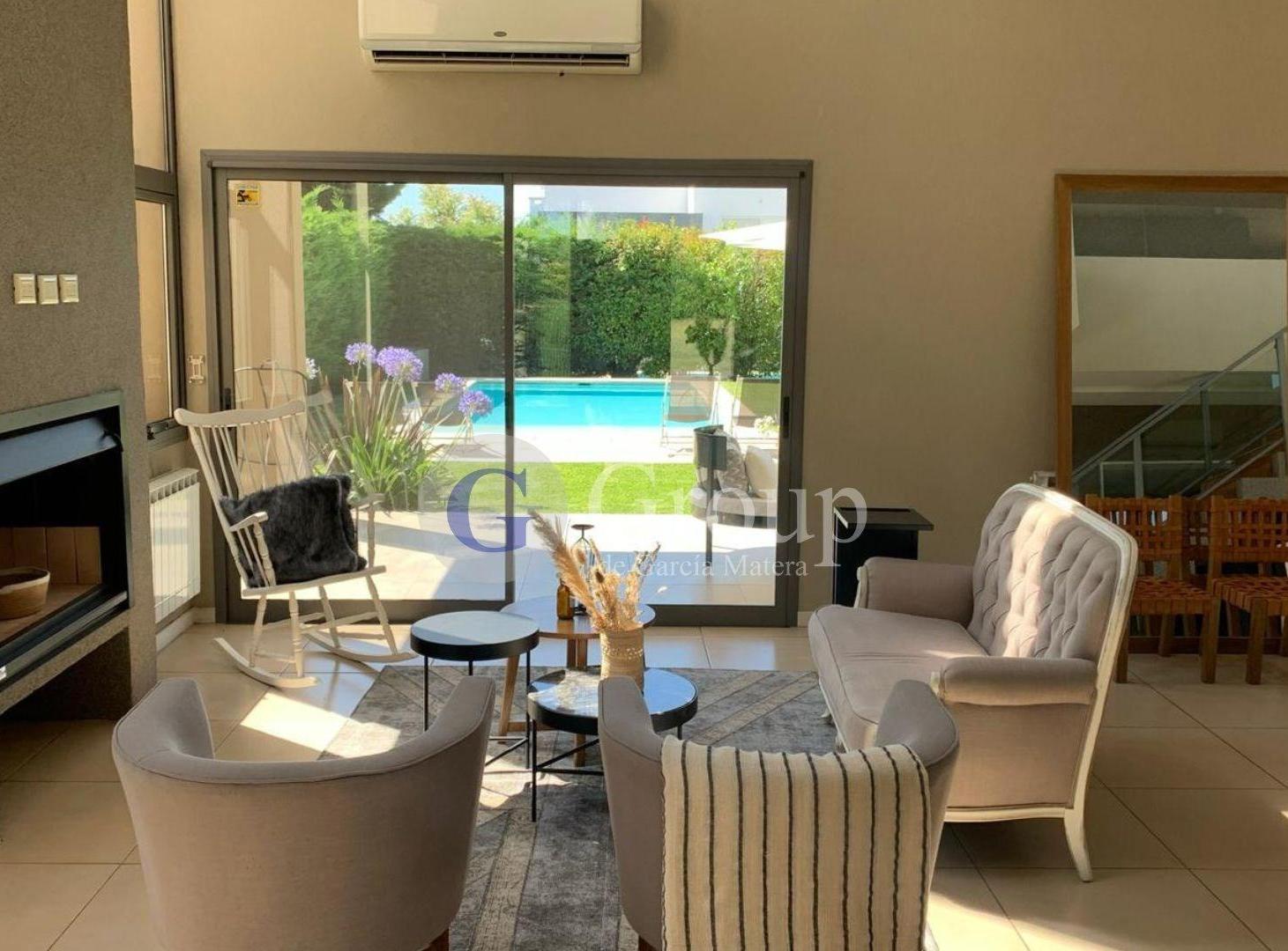 Casa en venta en La Lomada, Pilar con pileta