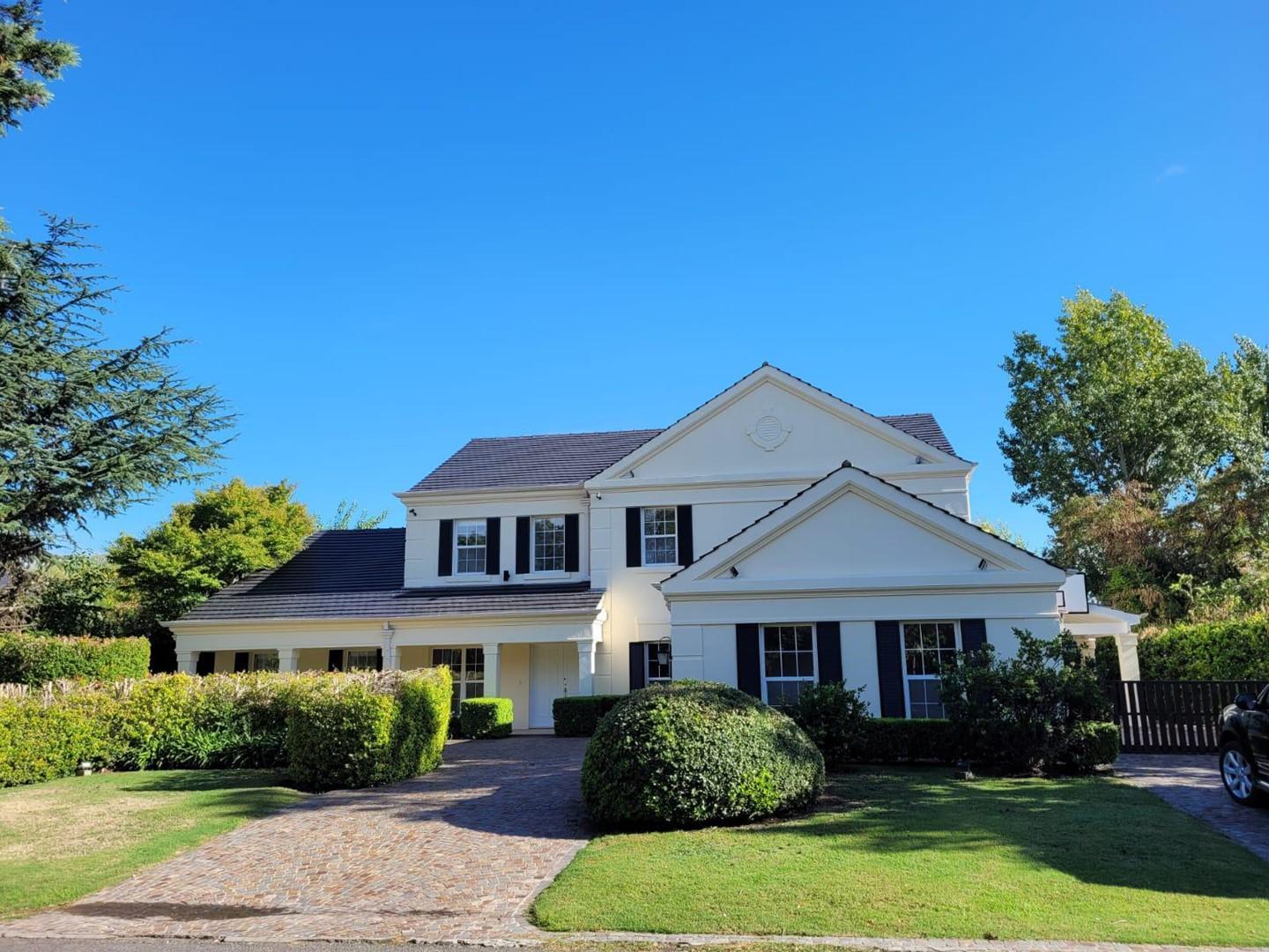 Casa en venta en La Lomada, Pilar con pileta