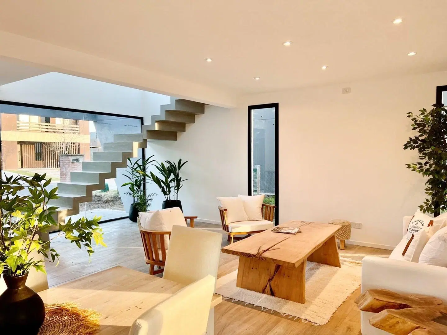 Casa en venta en Lagoon Pilar con pileta 5