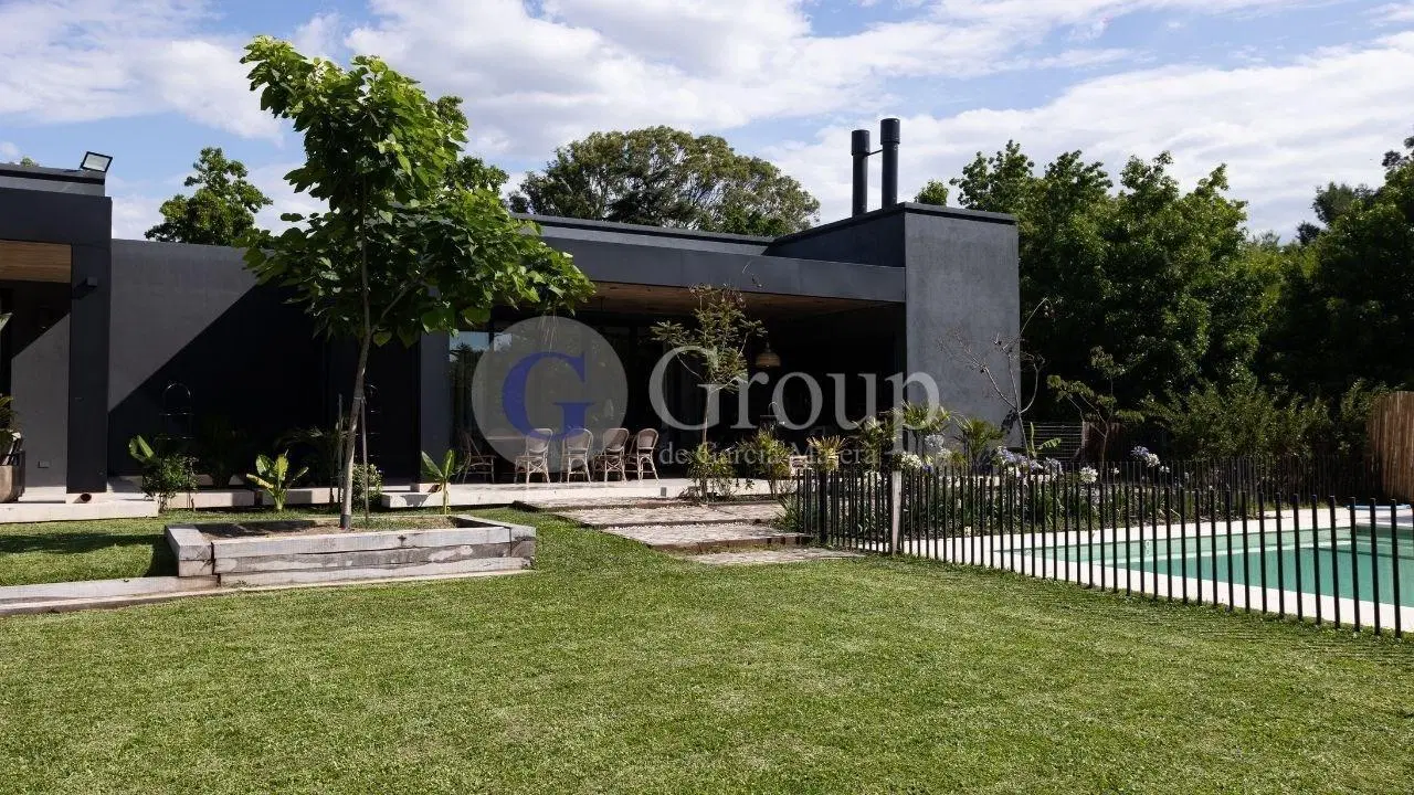 Casa en venta en Altos de Pilar, Pilar de 7 ambientes con pileta 3