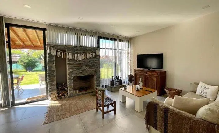 Casa en venta en Manzanares Chico, Pilar apto credito 1