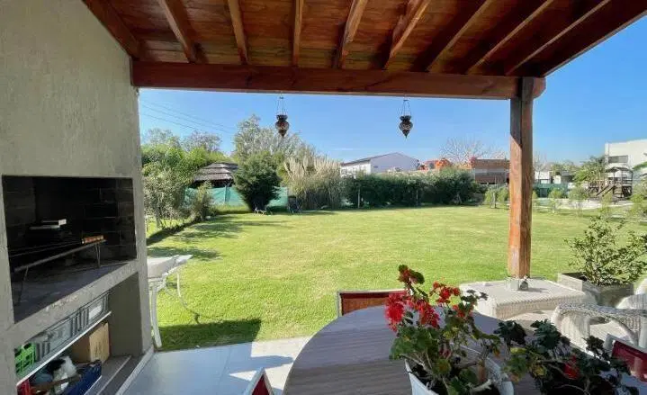 Casa en venta en Manzanares Chico, Pilar apto credito 2