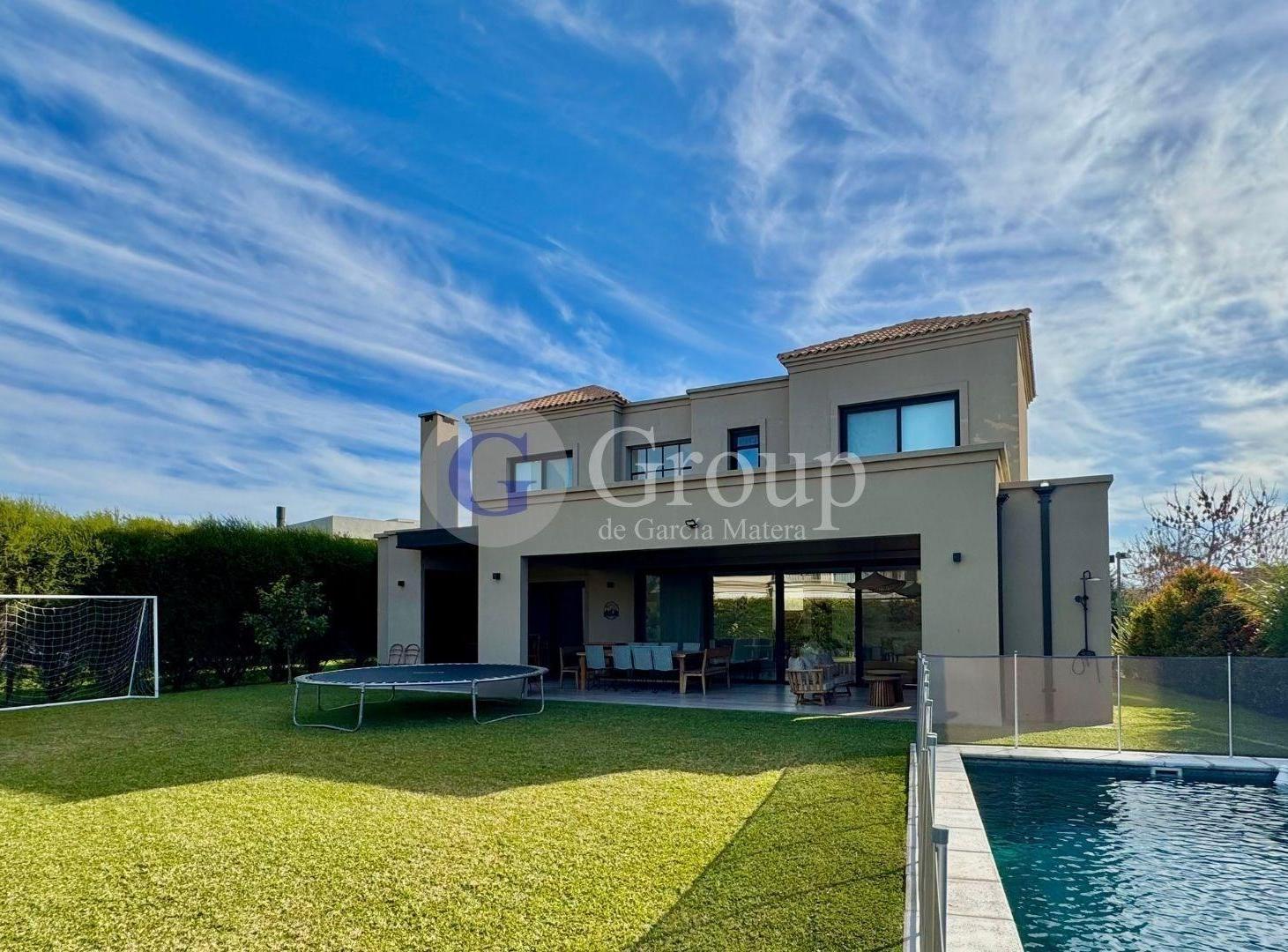 Casa en venta en Ayres Plaza, Pilar