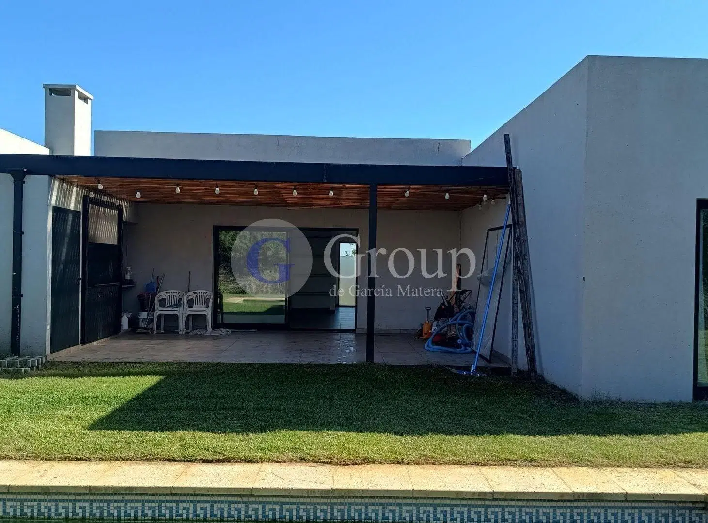 Casa en alquiler en Santa Lucia, Pilar del Este, Pilar con pileta 2