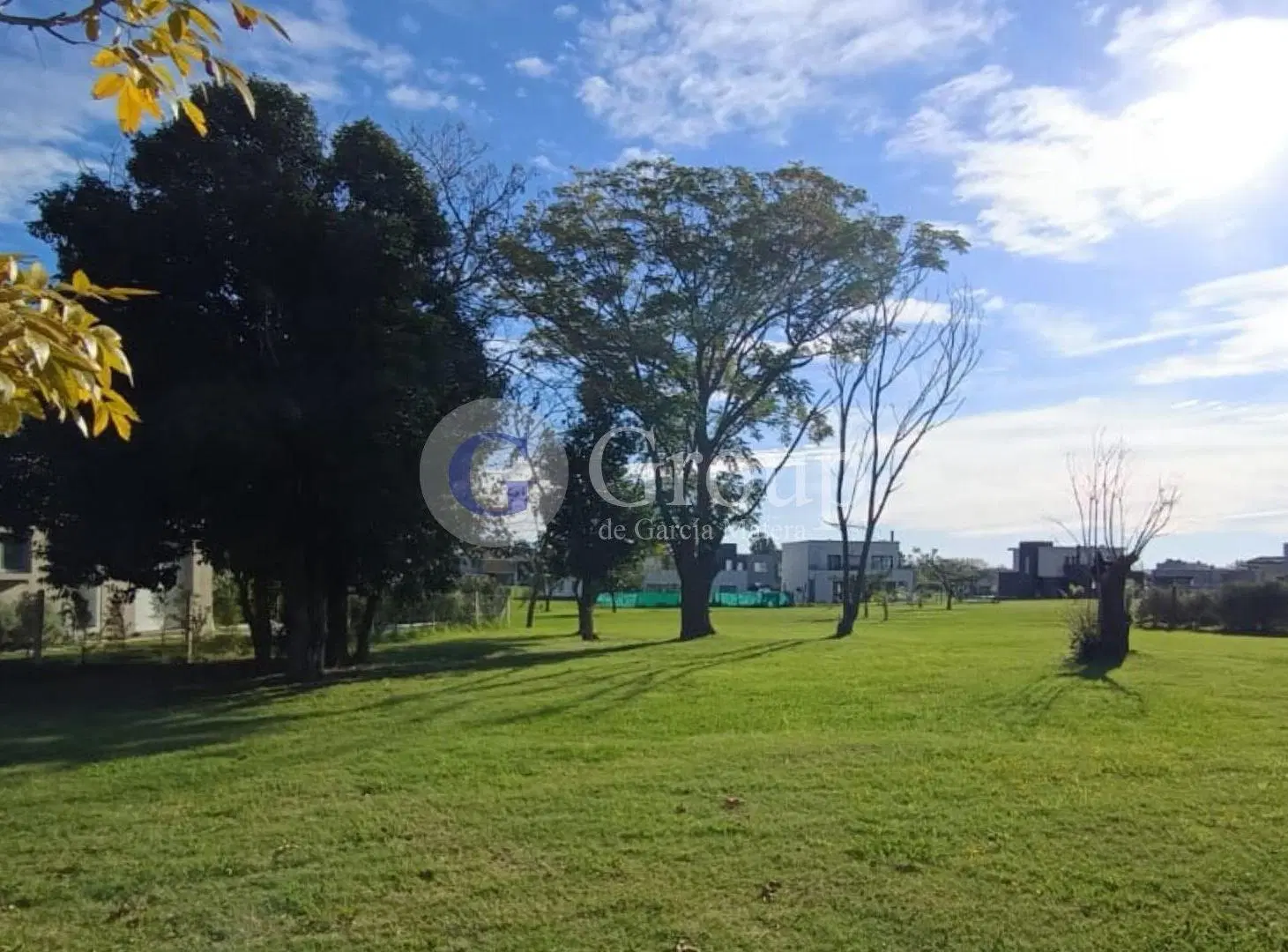 Lote central en venta en Santa Lucia, Pilar del Este 4