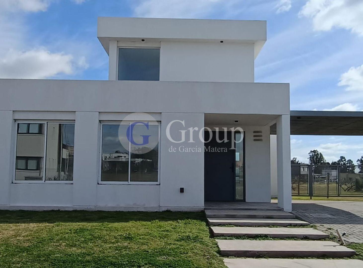 Casa en Venta en Santa Lucia, Pilar del Este, Pilar