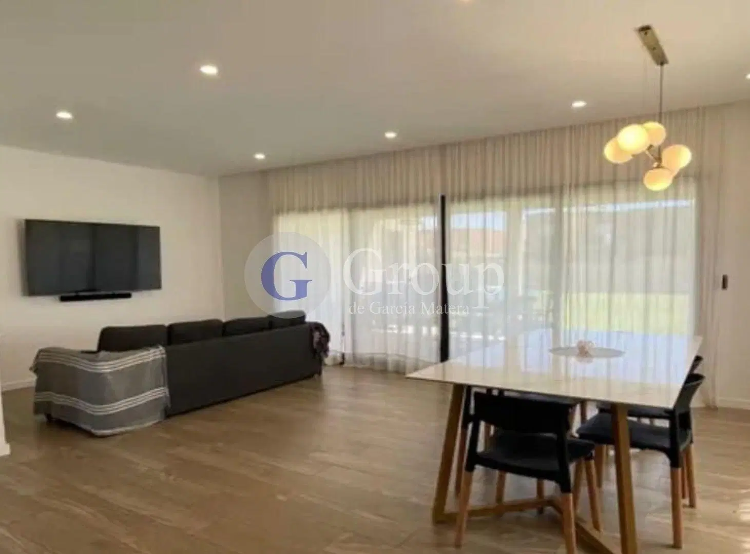 Casa en venta en Santa Lucia, Pilar del Este, Pilar con pileta 4