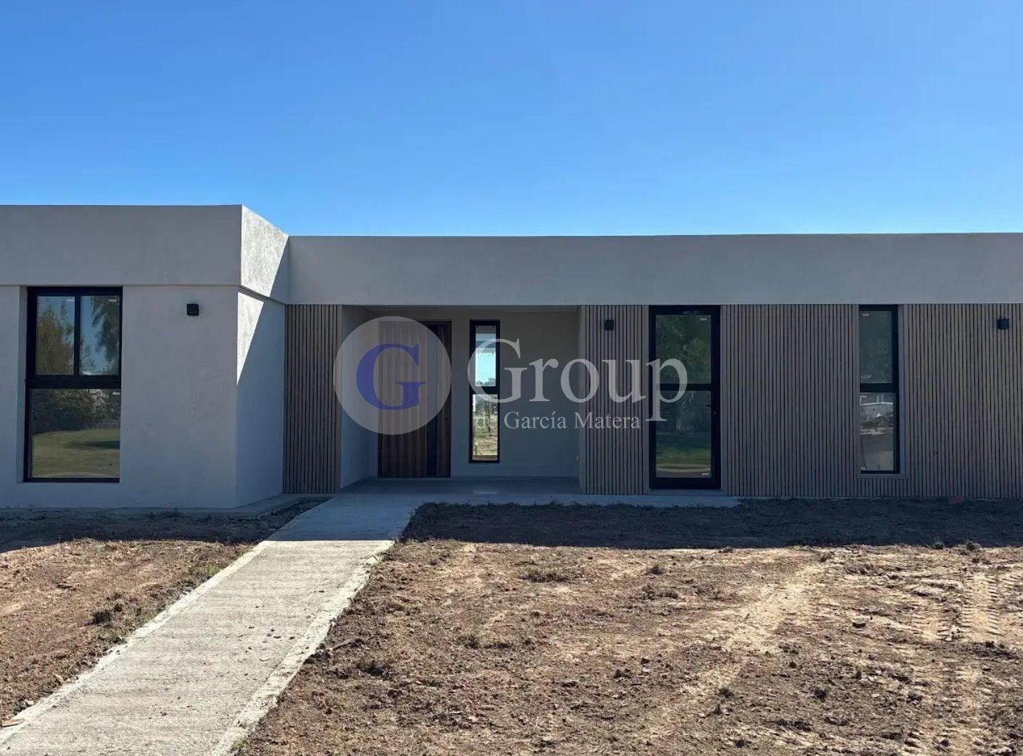 Casa en venta a estrenar en San Sebastian, Escobar, area 6