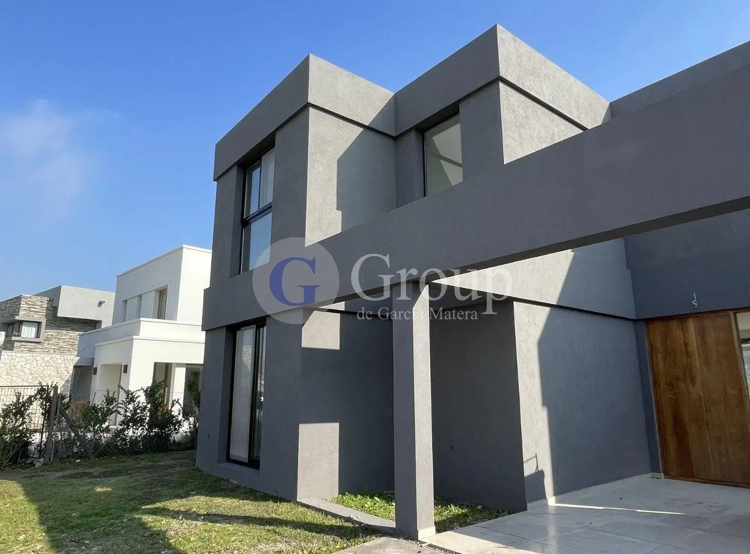 Casa en Venta a la cancha de golf en El Cantón, Escobar 3