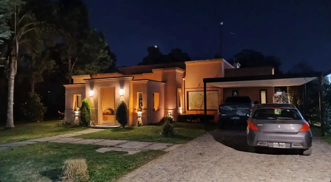 Casa Chalet en Venta en Casuarinas del Pilar, Zelaya, Pilar 1
