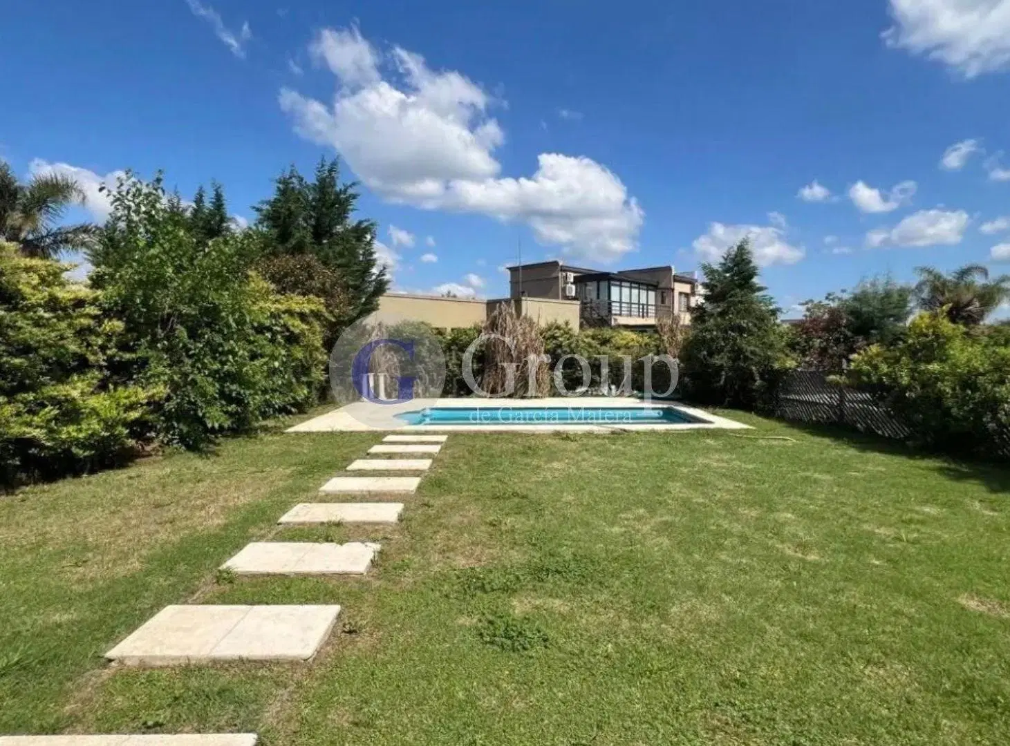 Casa Chalet en Venta en San Eduardo, Pilar del Este, Pilar 5