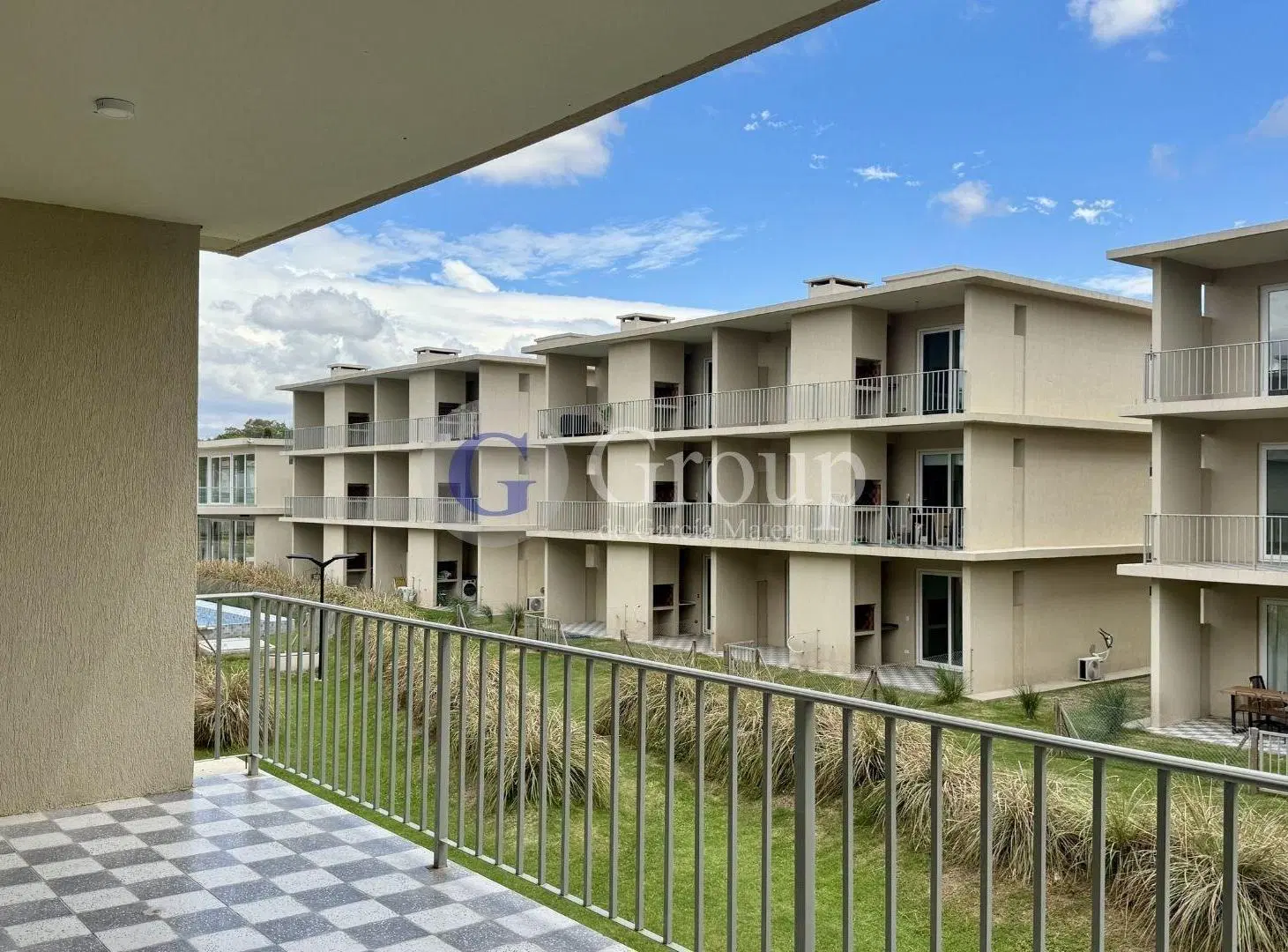 Departamento en Alquiler en Chic Village, Pilar con balcón y parrilla 3