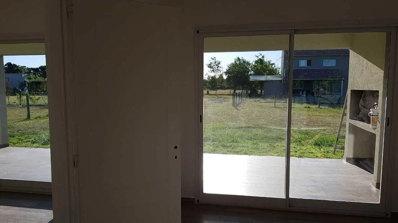 Casa  en Alquiler en Los Jazmines, Pilar del Este, Pilar 4