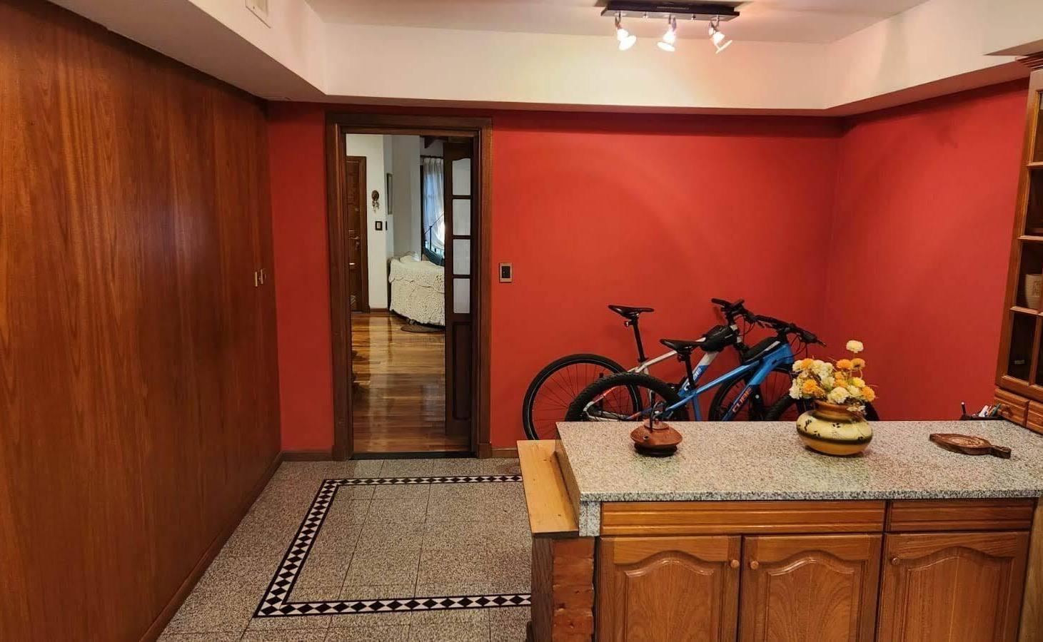 Foto de Dúplex en venta en Hurlingham, IMPECABLE, imagen 3