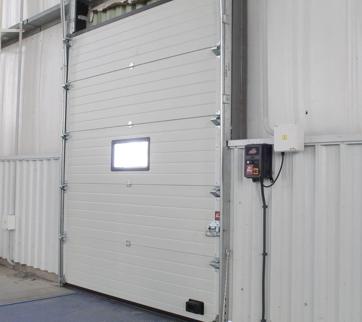 Alquiler - Venta Galpón en Parque Industrial Ruta 6 2