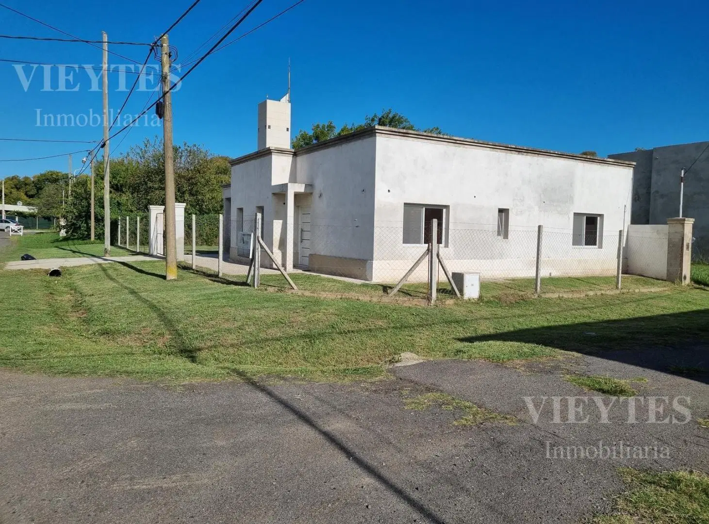 Casa a Estrenar en B° Don Miguel - Loma Verde 1