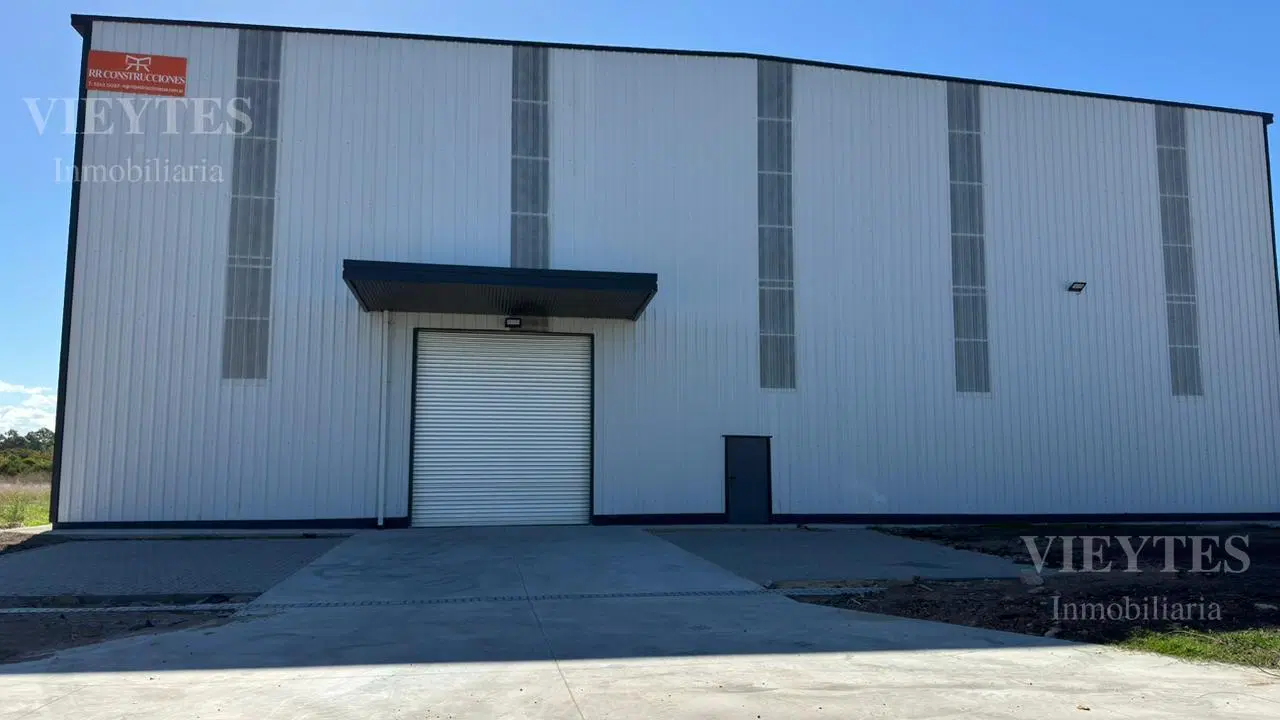 Venta / Alquiler Galón a Estrenar - Nave industrial en Parque Industrial  Ruta 6 en Los Cardales 3
