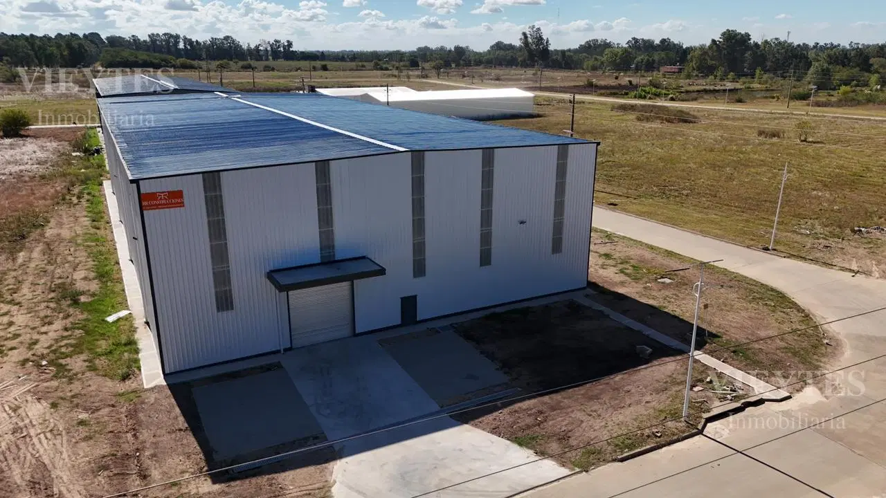 Venta / Alquiler Galón a Estrenar - Nave industrial en Parque Industrial  Ruta 6 en Los Cardales 2