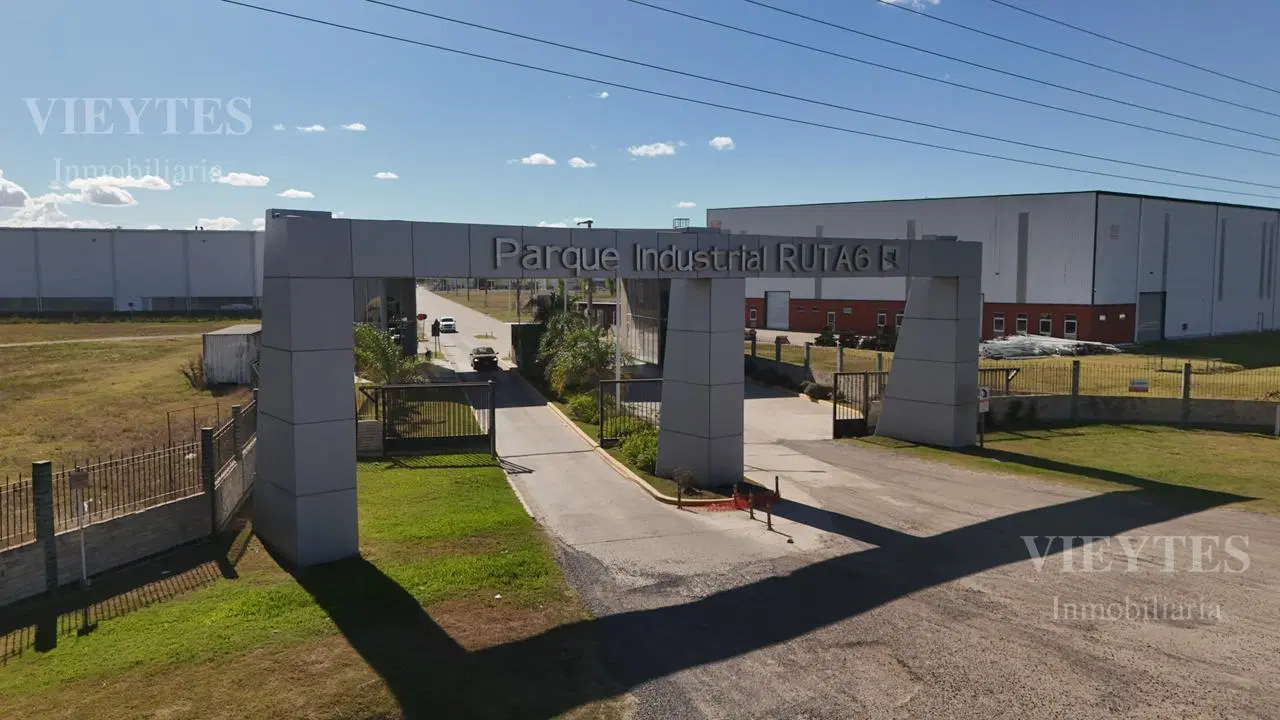 Venta / Alquiler Galón a Estrenar - Nave industrial en Parque Industrial  Ruta 6 en Los Cardales 2