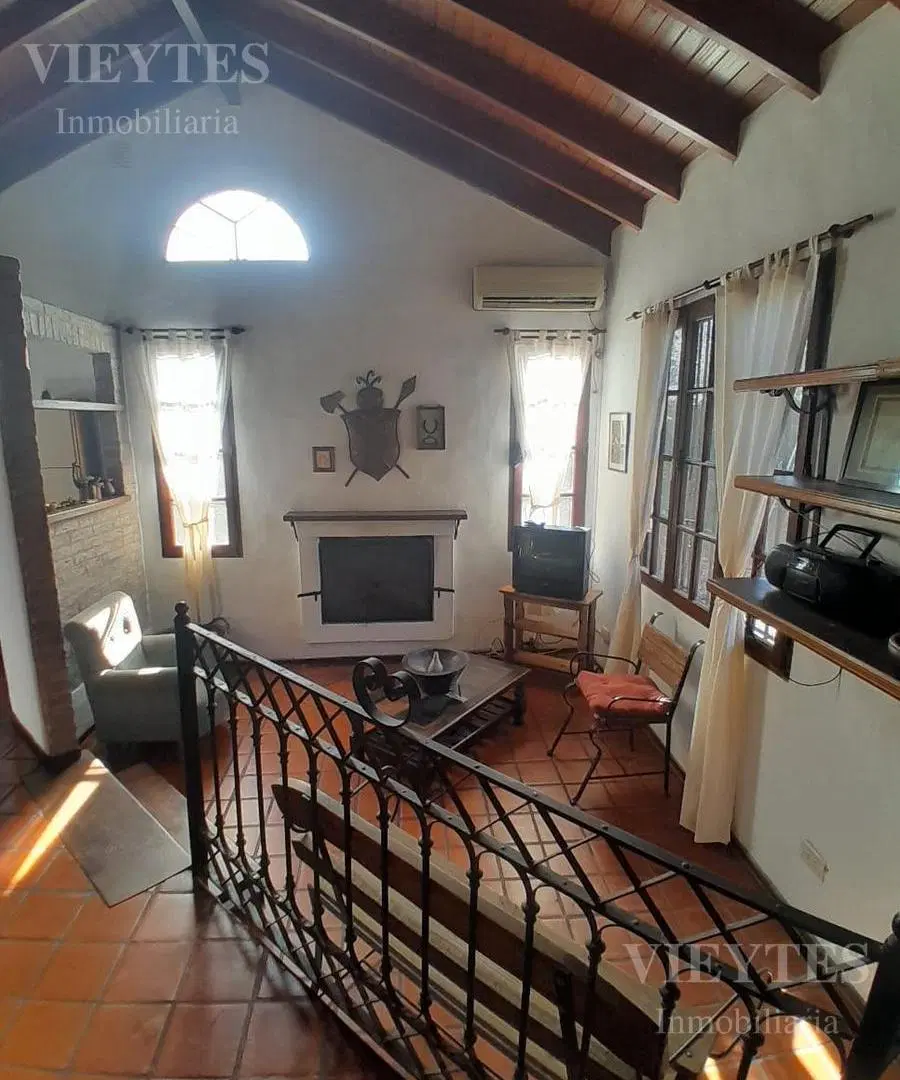 Casa en Barrio El Cazador 1