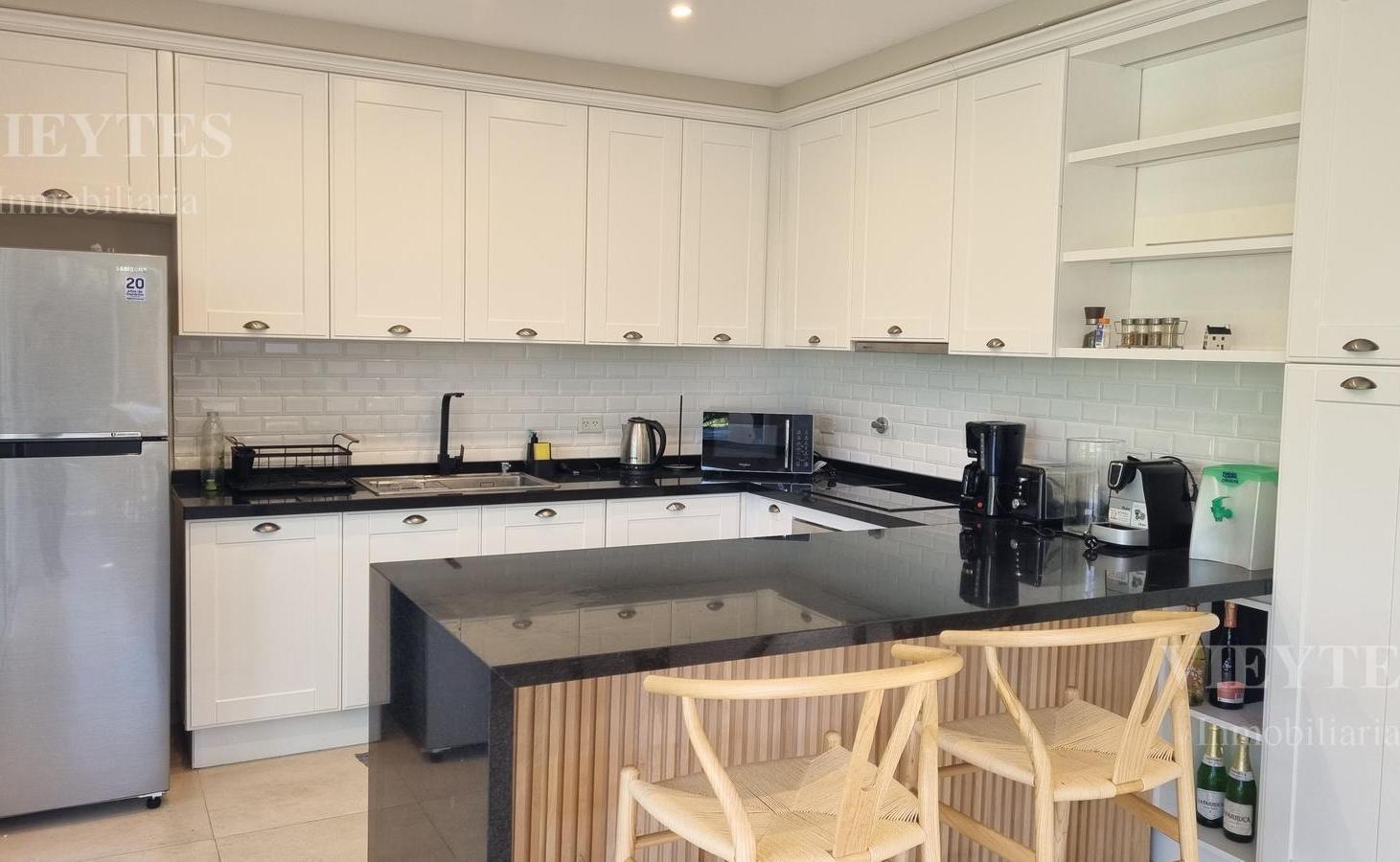 Foto de Alquiler Casa 4 ambientes en Country Club Privado Loma Verde - Escobar, imagen 4