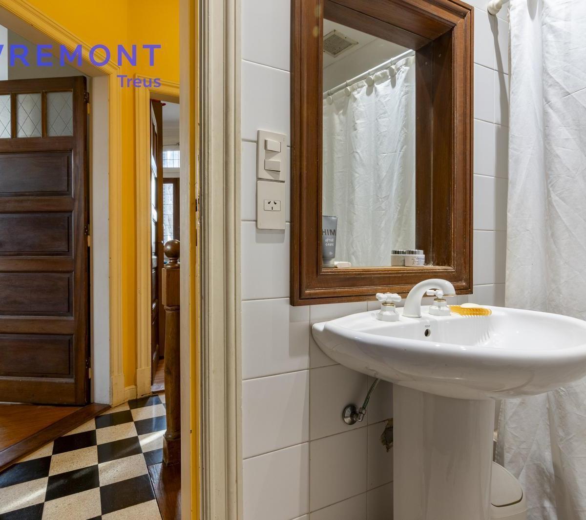 Eledoro Lobos 500 Casa en Lote Propio en Caballito 3