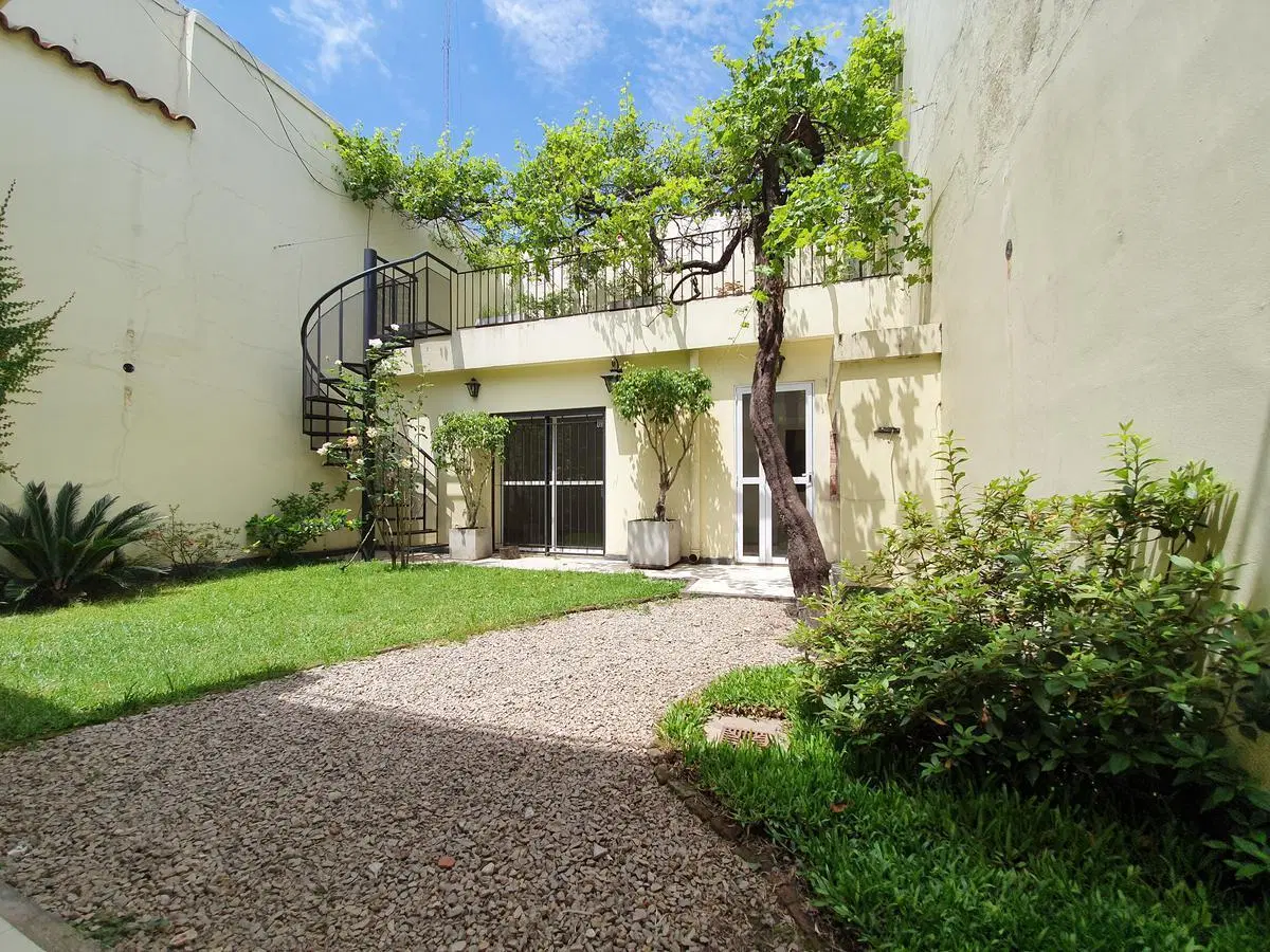 Pje. Ortega 900 Casa 4 Ambientes con Jardín   Quincho  Parrilla Caballito 2