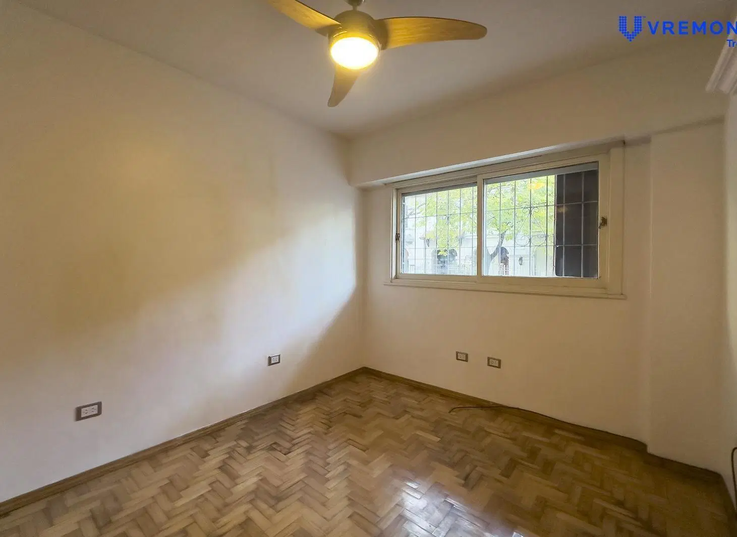 Valle 900 Departamento 3 Ambientes con Patio en PB Caballito Sur Venta 4