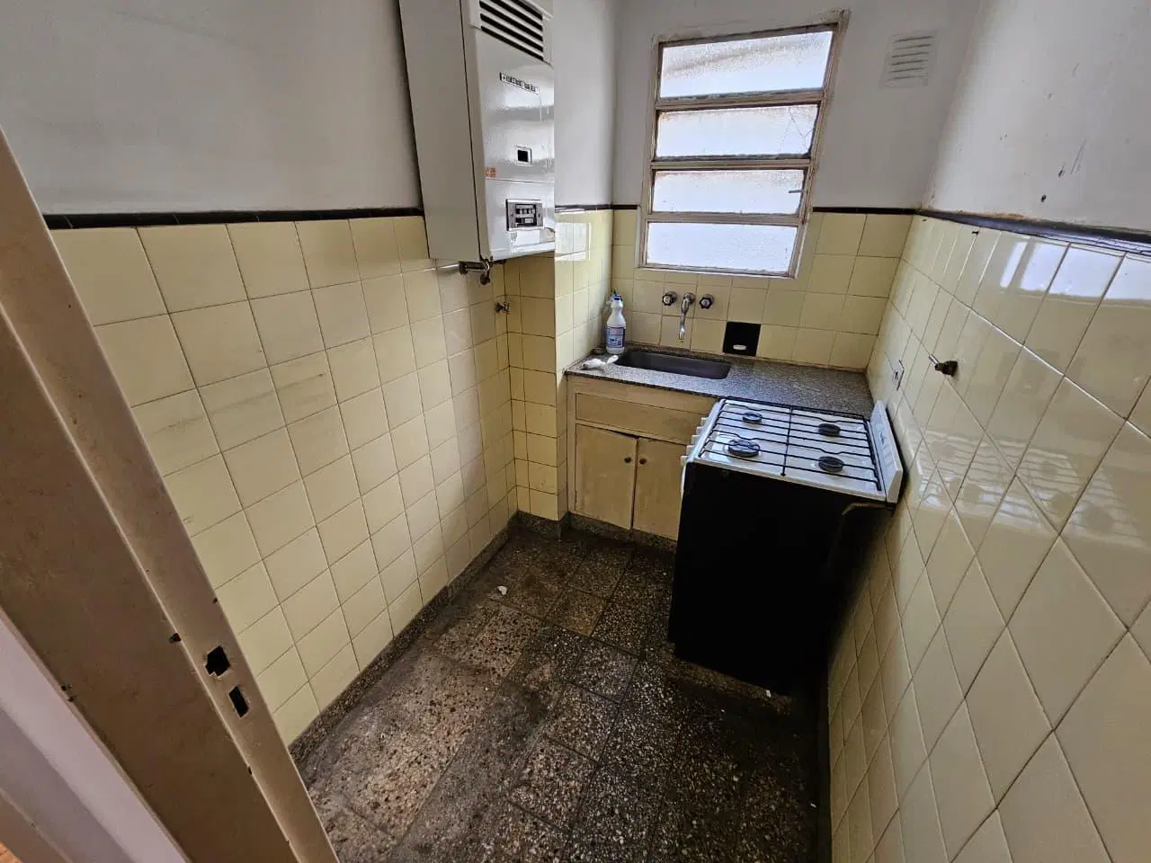 Ambrosetti 200 Alquiler Departamento 2 Ambientes Balcón 3