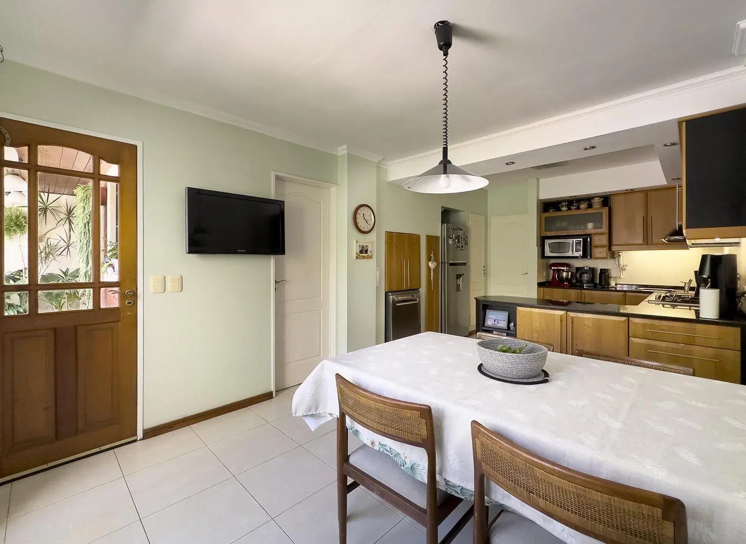 Amberes 900 - Casa 5 Ambientes en Caballito Norte sobre Pasaje con Pileta, Parrilla y Garage 3
