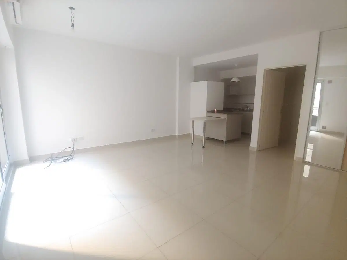 Rio de Janeiro 600 Monoambiente con balcón en Zona Parque Centenario 2