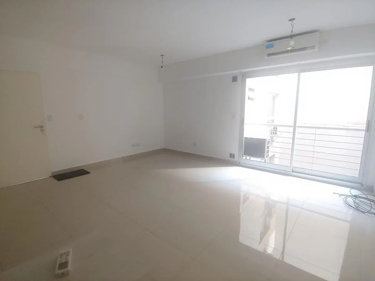 Rio de Janeiro 600 Monoambiente con balcón en Zona Parque Centenario 2
