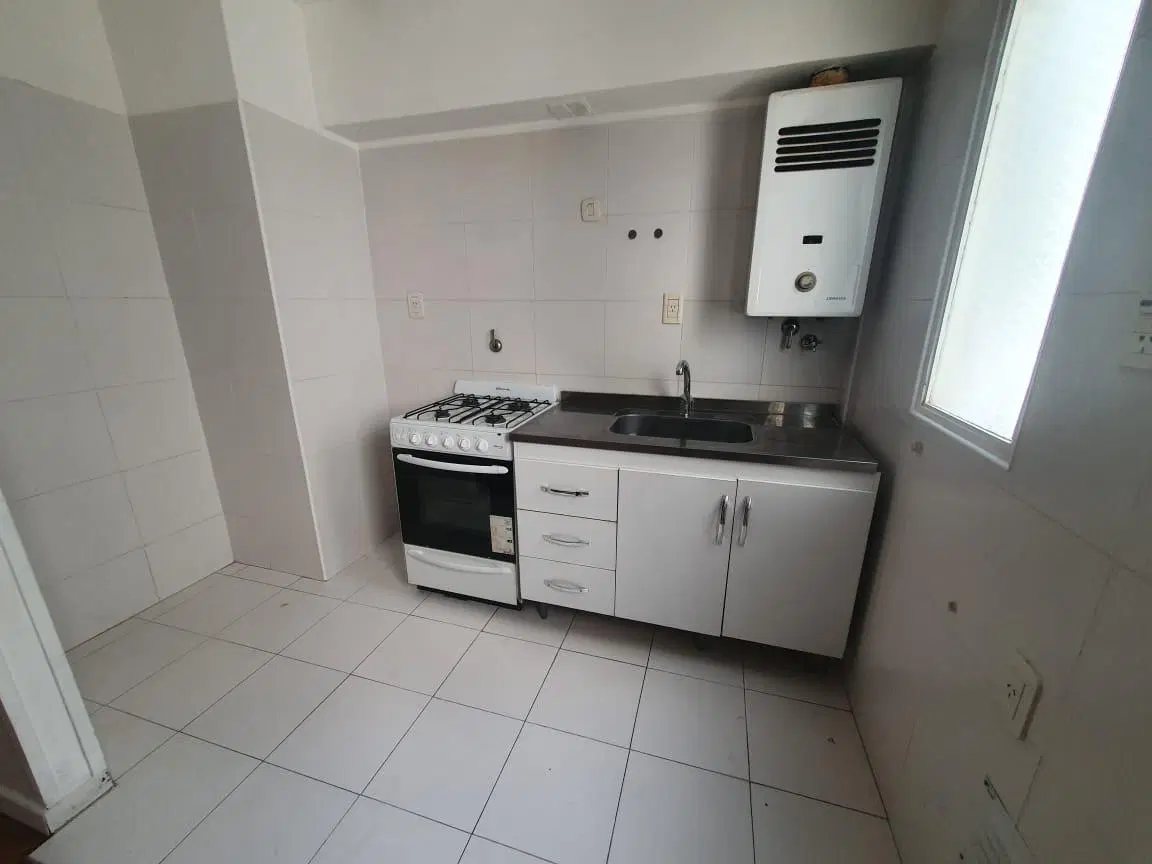 Bogotá 300 Departamento de 3 Ambientes con Balcón Caballito Alquiler 3