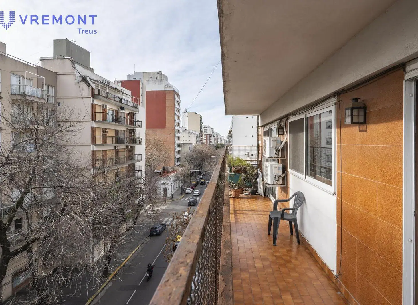 Avellaneda 400 Departamento 3 Ambientes Balcón Cochera Venta 2